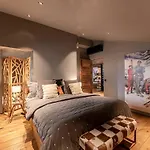 Modern And Bright In Centre * グスタード